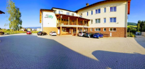 Agrohotel Tri Brezy, Hruštín